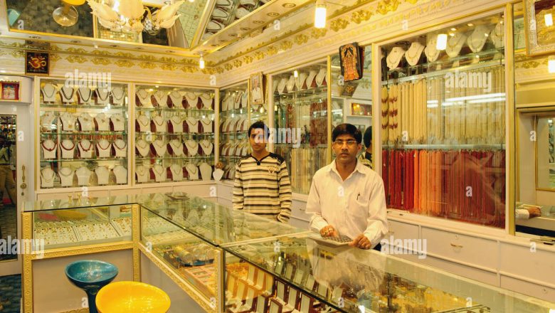 सुनको मूल्य तोलाको एक लाख ६० हजार पुग्यो