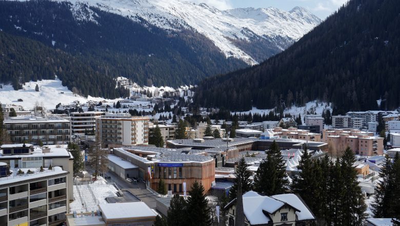 सन् २०२४ मा अर्बपतिहरूको सम्पत्ति वृद्धि