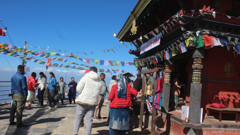 इच्छाकामना मन्दिरमा दर्शनार्थीको घुइँचो