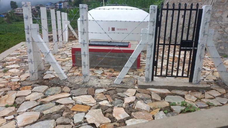 पर्यटकीय गाउँ लेसपारमा एक घर एक धारा विस्तार