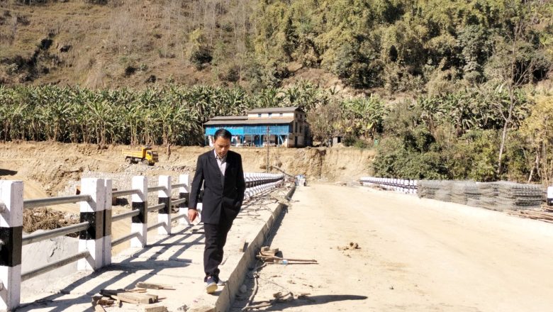 तेह्र करोड १२ लाखमा मोटर चल्ने पुल निर्माण