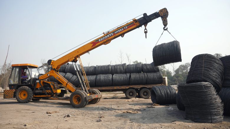 सिर्सिया सुख्खा बन्दरगाह भन्सार कार्यालयबाट राजश्व सङ्कलनमा सुधार