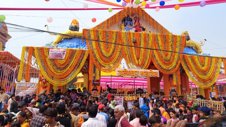 मुलकभरका शिवालयमा बिहानैदेखि भक्तजनको घुइँचो