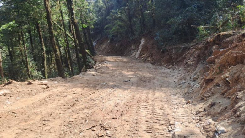 मालिकामा पर्यटक भित्र्याउन सडक निर्माण