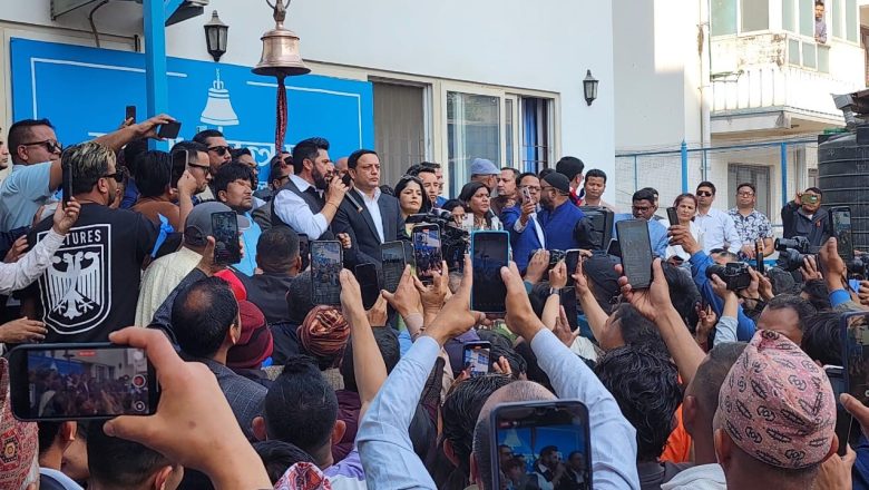 जनताका असन्तुष्टि सम्बोधन गर्न शान्तिपूर्ण अभियानका लागि तयार रहन लामिछानेको आह्वान