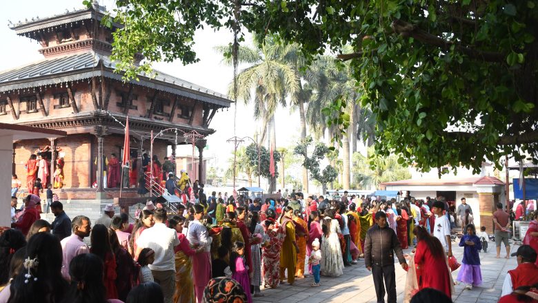 चैते दसैँ : देशभरका शक्तिपीठमा भक्तजनको बिहानैदेखि भीड