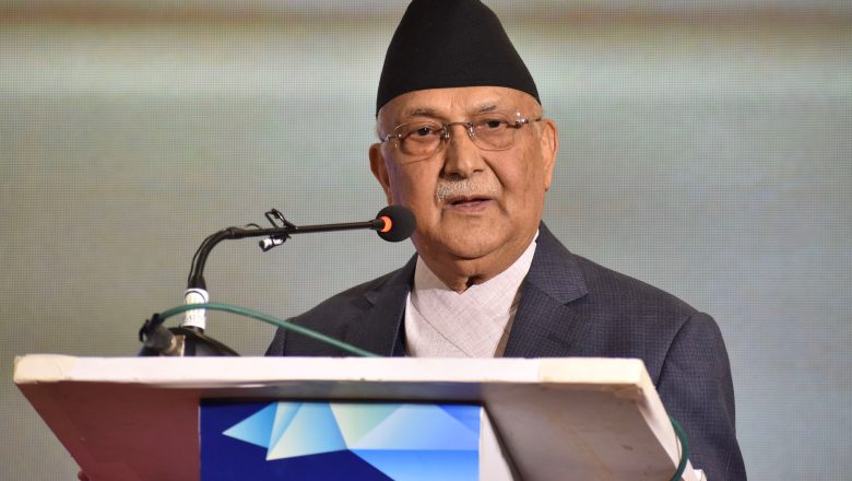 संविधानअन्तर्गत शपथ खाएर संसद्मा संविधान मान्दिनँ भनिनु इमानदारिताको खडेरी होः प्रधानमन्त्री