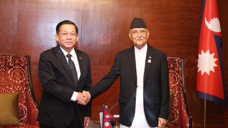 प्रधानमन्त्री ओली र म्यान्मारका प्रधानमन्त्री हलिङबीच भेटवार्ता